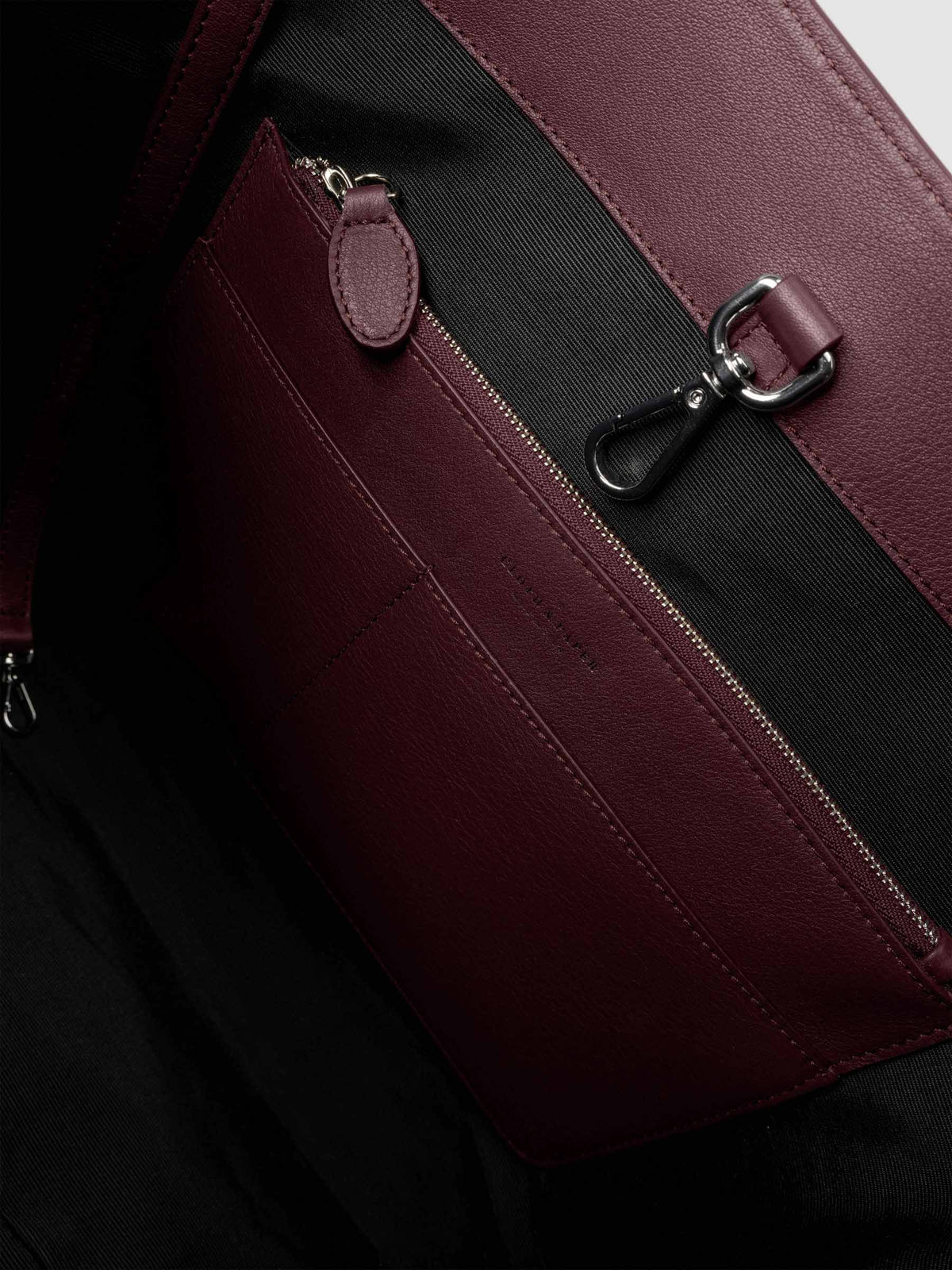 Detail view of inside of The Metro Tote in the color Madrid.