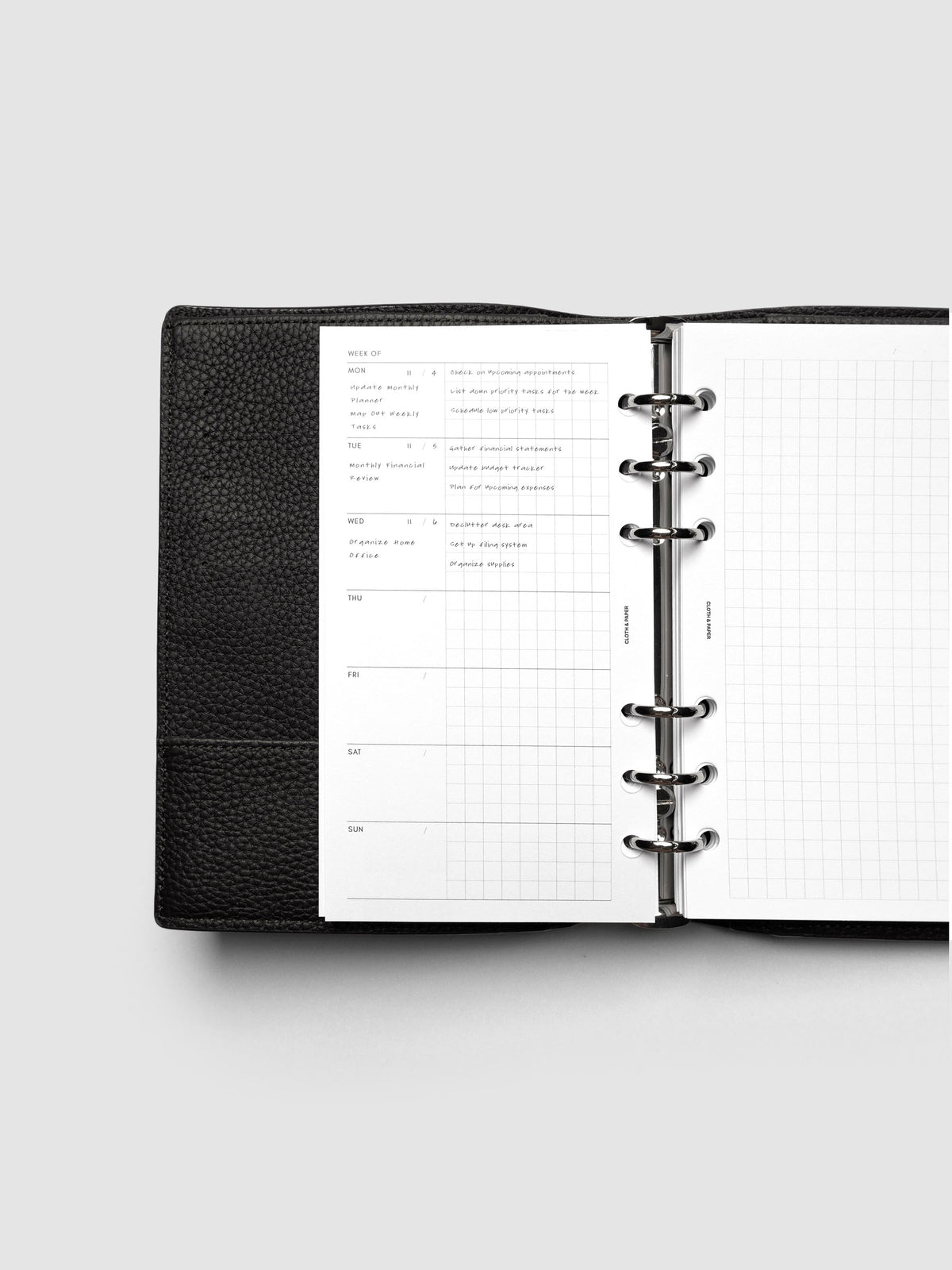 Demo page for Weekly Graph Inserts in size Personal shown ring bound.