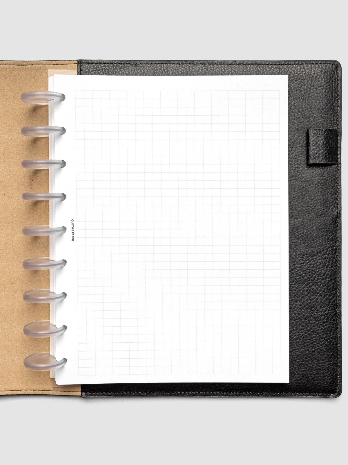 Weekly Graph Inserts in size A6 shown discbound.