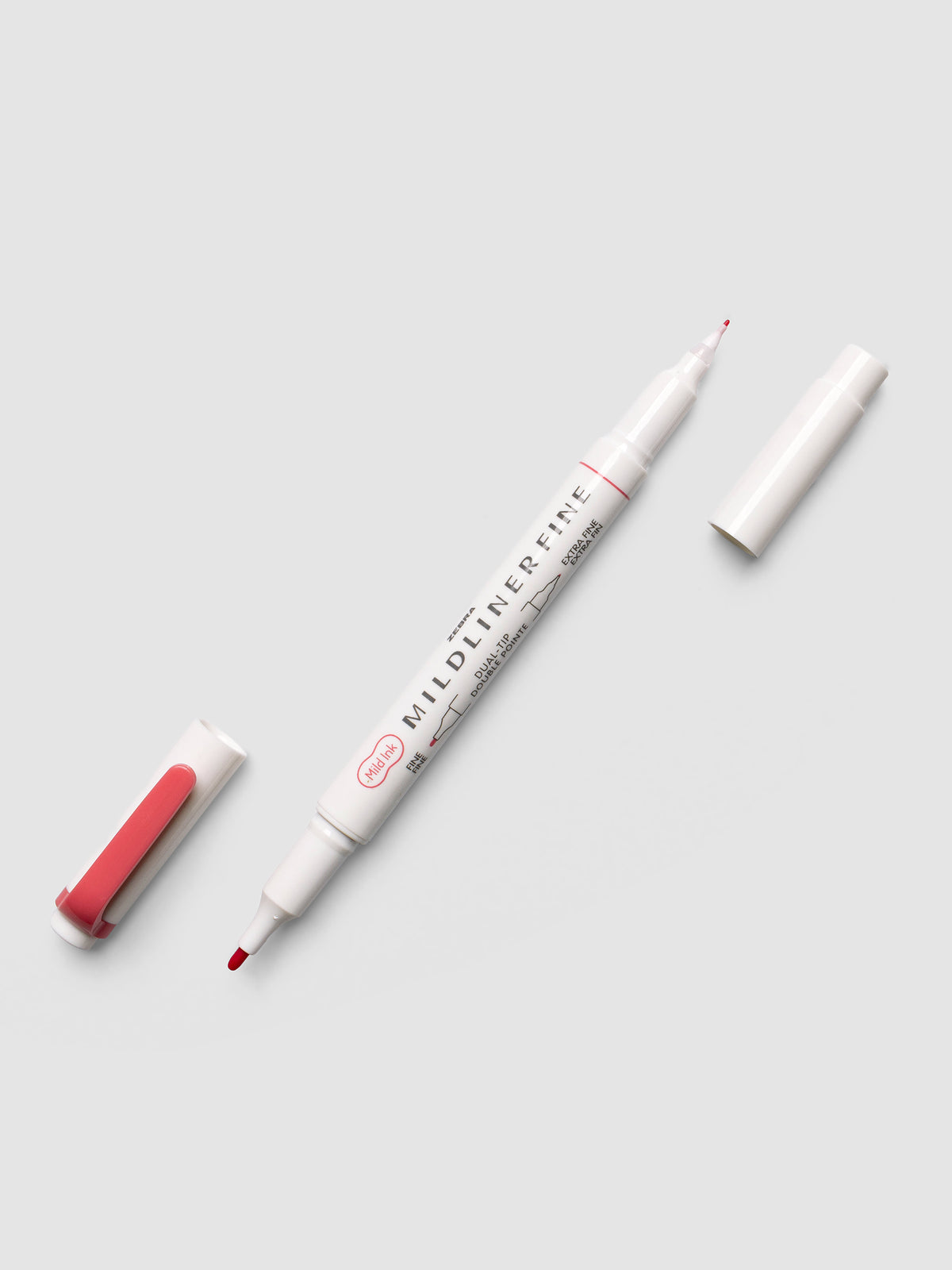 Zebra Mildliner Dual-Tip Fineliner in red with both caps removed