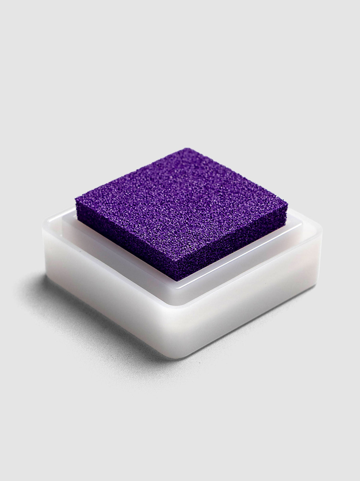 Artnic Stamp Ink Pad in violet seen from the side with cover on