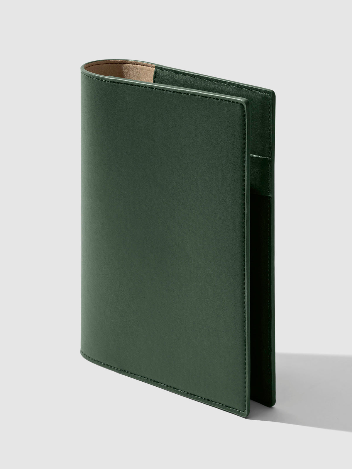 Folio displayed at a three quarter angle on a neutral background. Color shown is valley green.