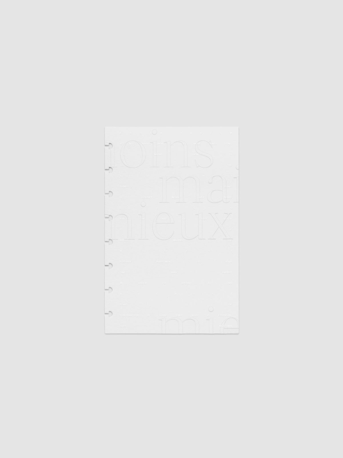 Essentialism Dashboard Duo reading "moins mai mieux" in size Half Letter.