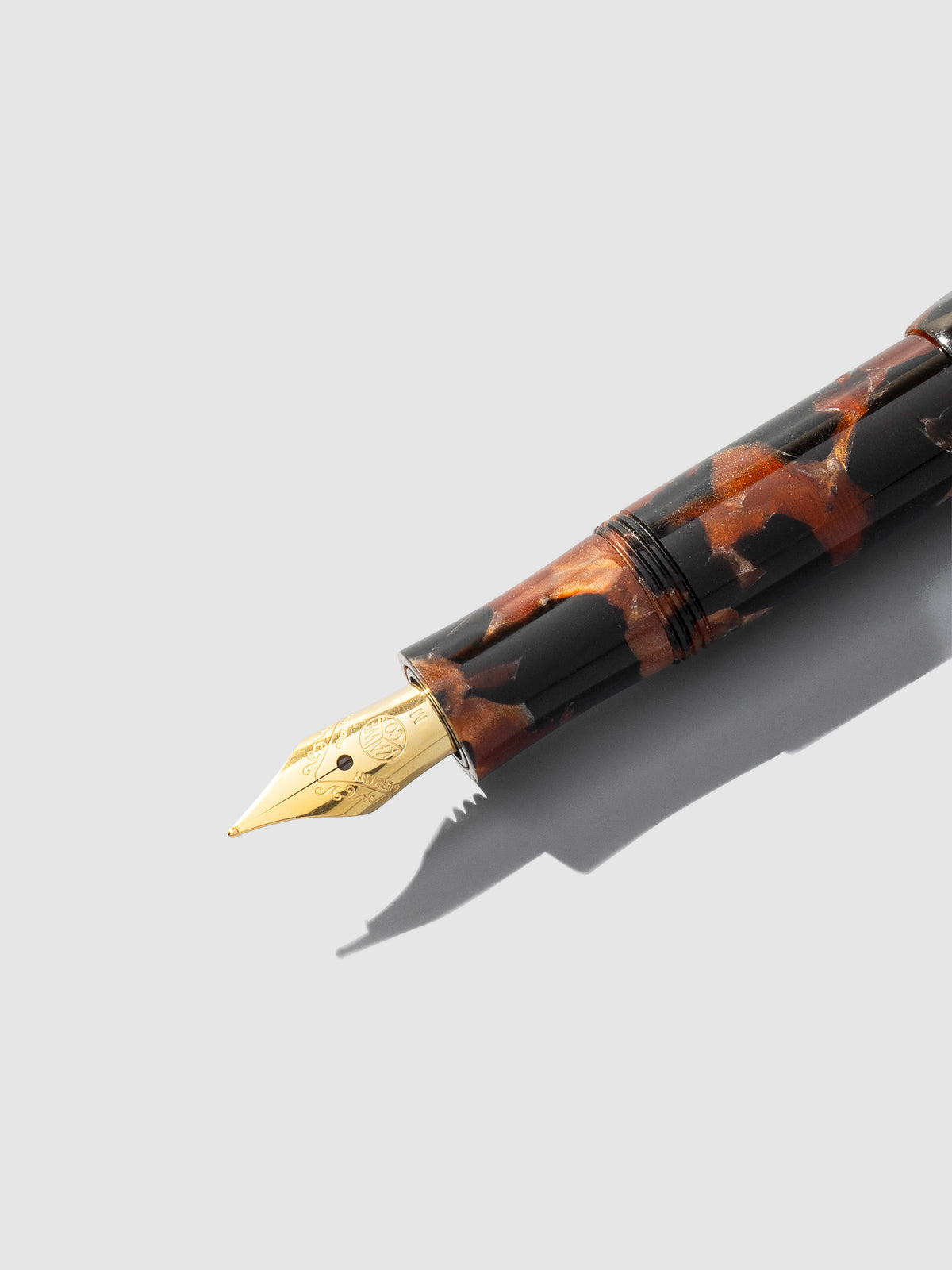 Closeup of medium nib.