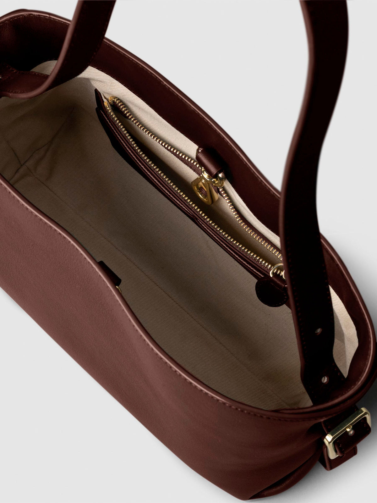 Bag shown from above, empty. Color shown is Cordoba.