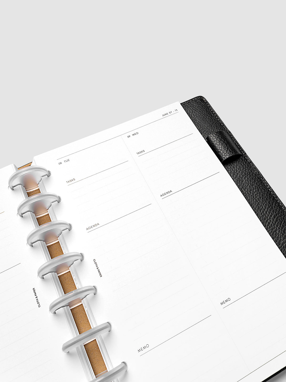 Detail view of the right page layout for the 2027 Dated Daily Inserts | Monday start in a black discbound planner