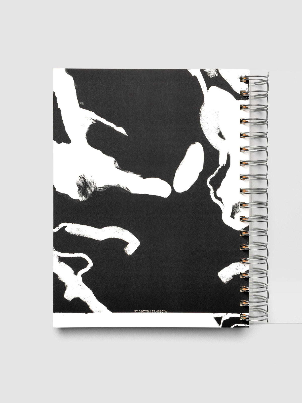Spiral Notebook dashboard in the color Avant Garde shown in size HP Classic inside a notebook.