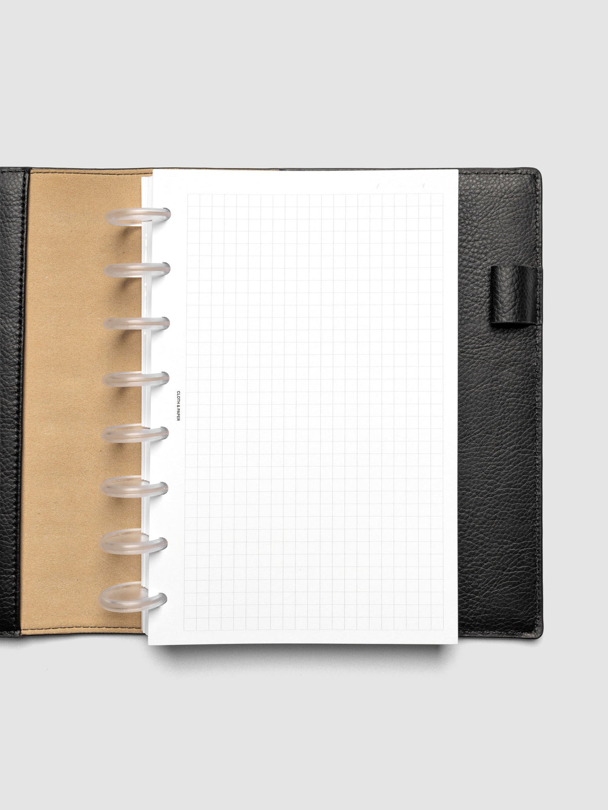 Weekly Graph Inserts in size A6 shown discbound.