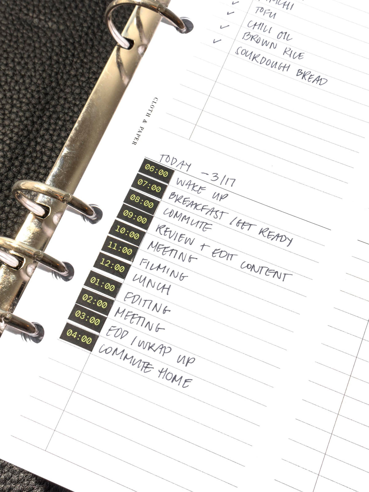 Insert in use inside a leather planner.