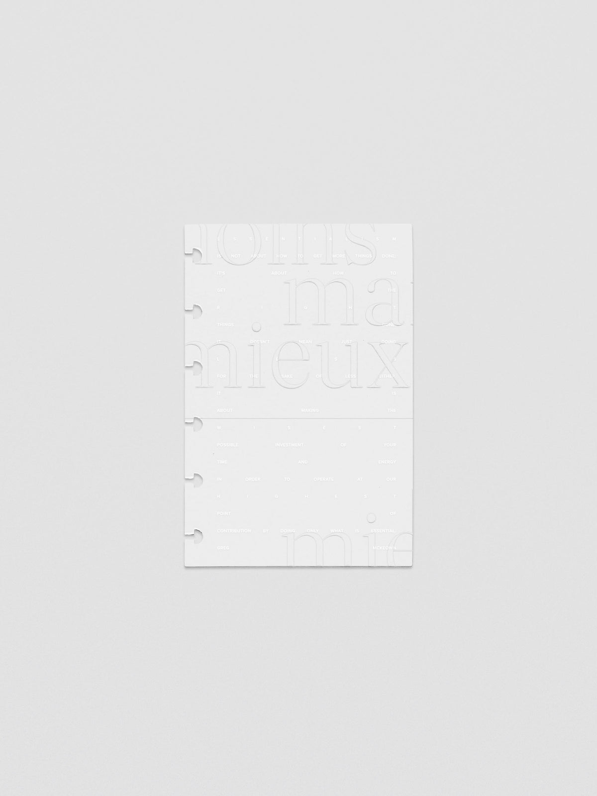 Essentialism Dashboard Duo reading "moins mai mieux" in size CP Petite.