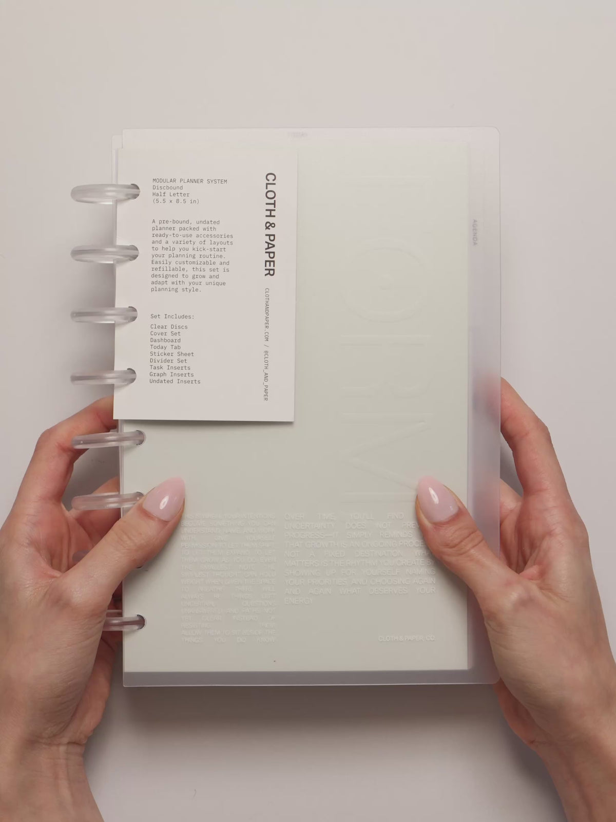 Opening the Forma Modular Planner System in size Half Letter.